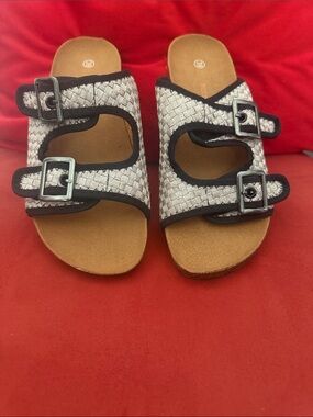 bernie mev. Women’s Woven Double-Buckle Sandals in Black & Tan